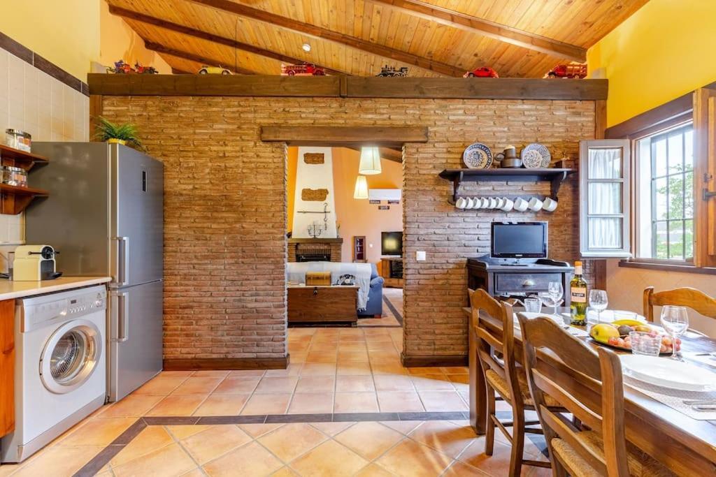 Only4You Country House Perfect Location To Visit Andalucia Casabermeja Luaran gambar